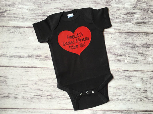 pregnancy announcement shirt